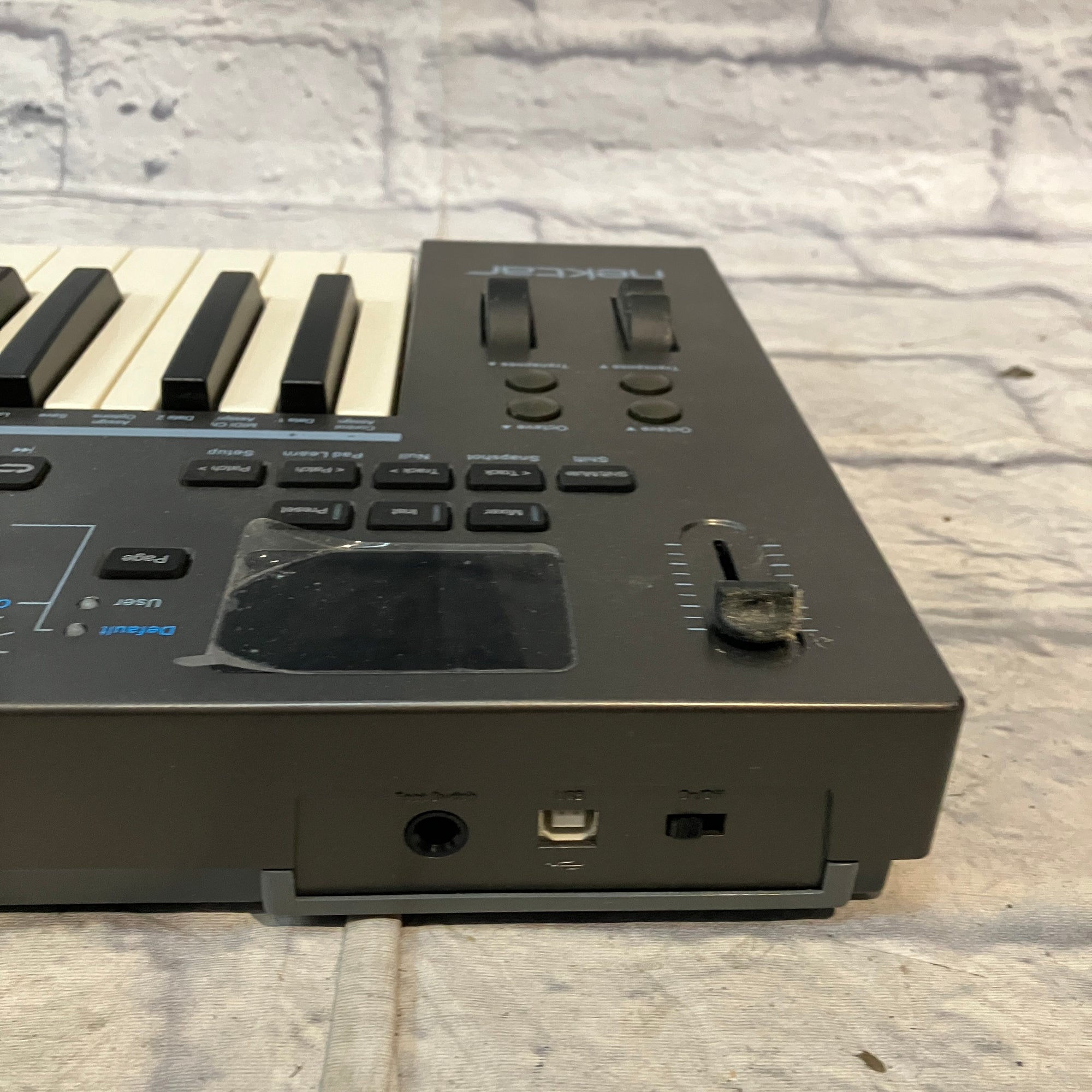 Nektar Impact LX25 Midi Controller