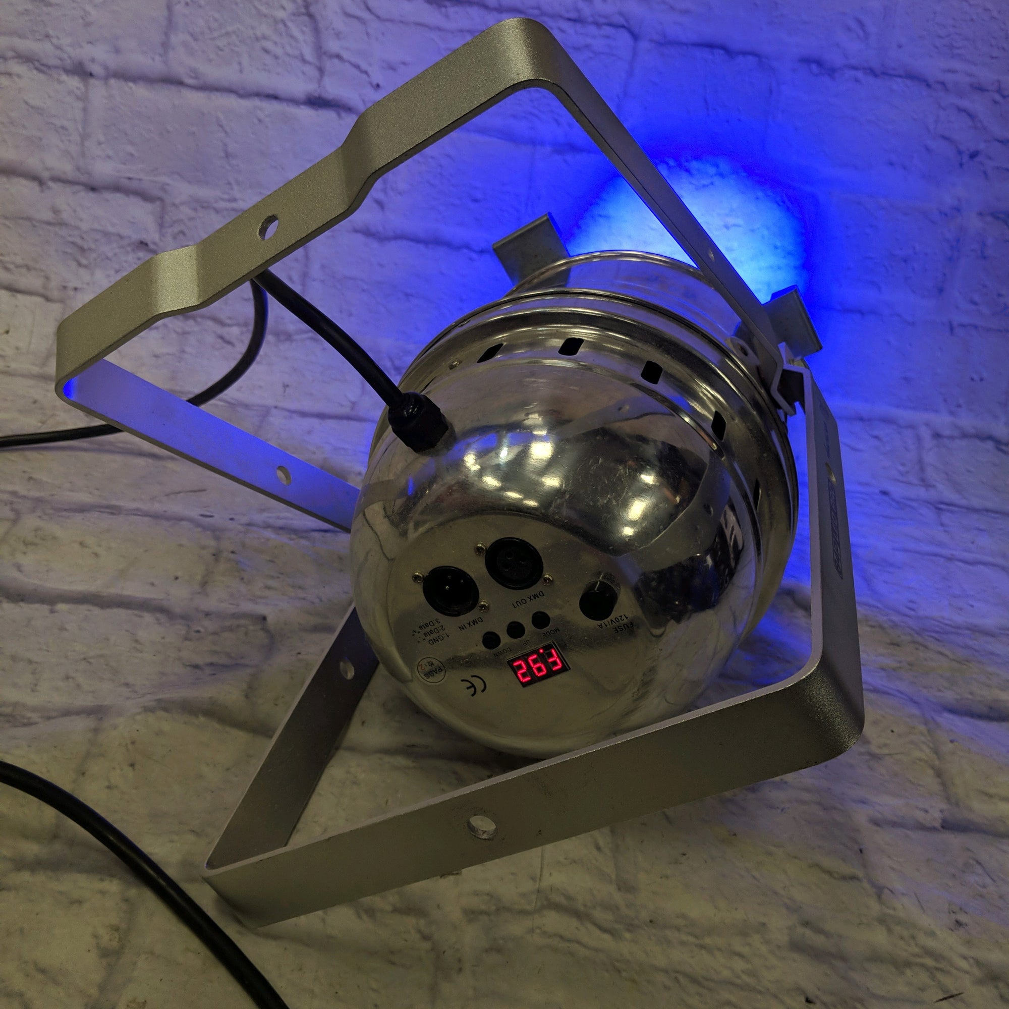 American DJ 64P LED Can Light