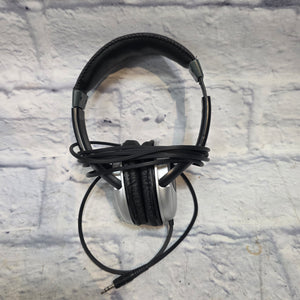 gear4music  With 10 Foot Cable Studio Headphones (not functioning: AS IS)