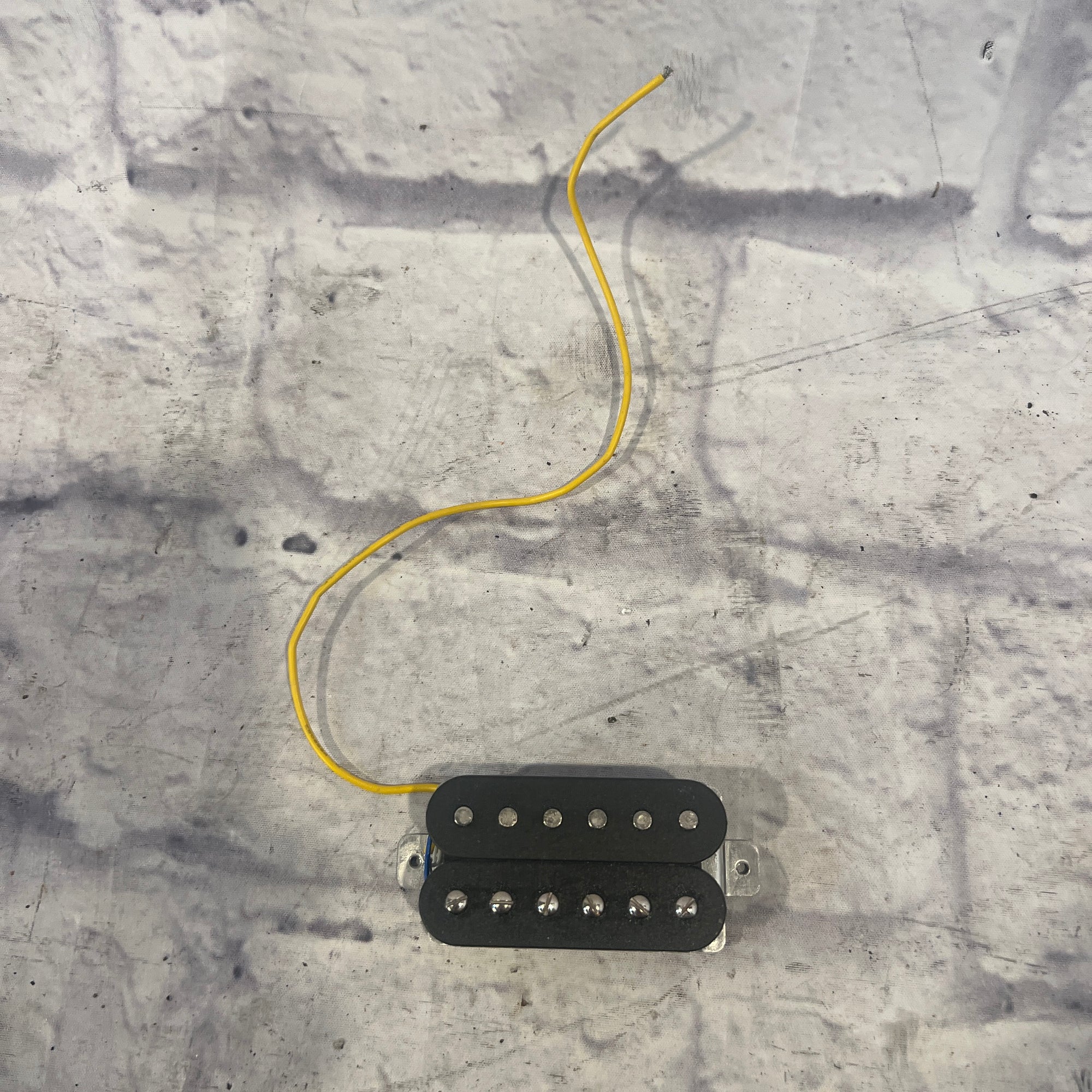 Unknown N-10 Humbucker Pickup