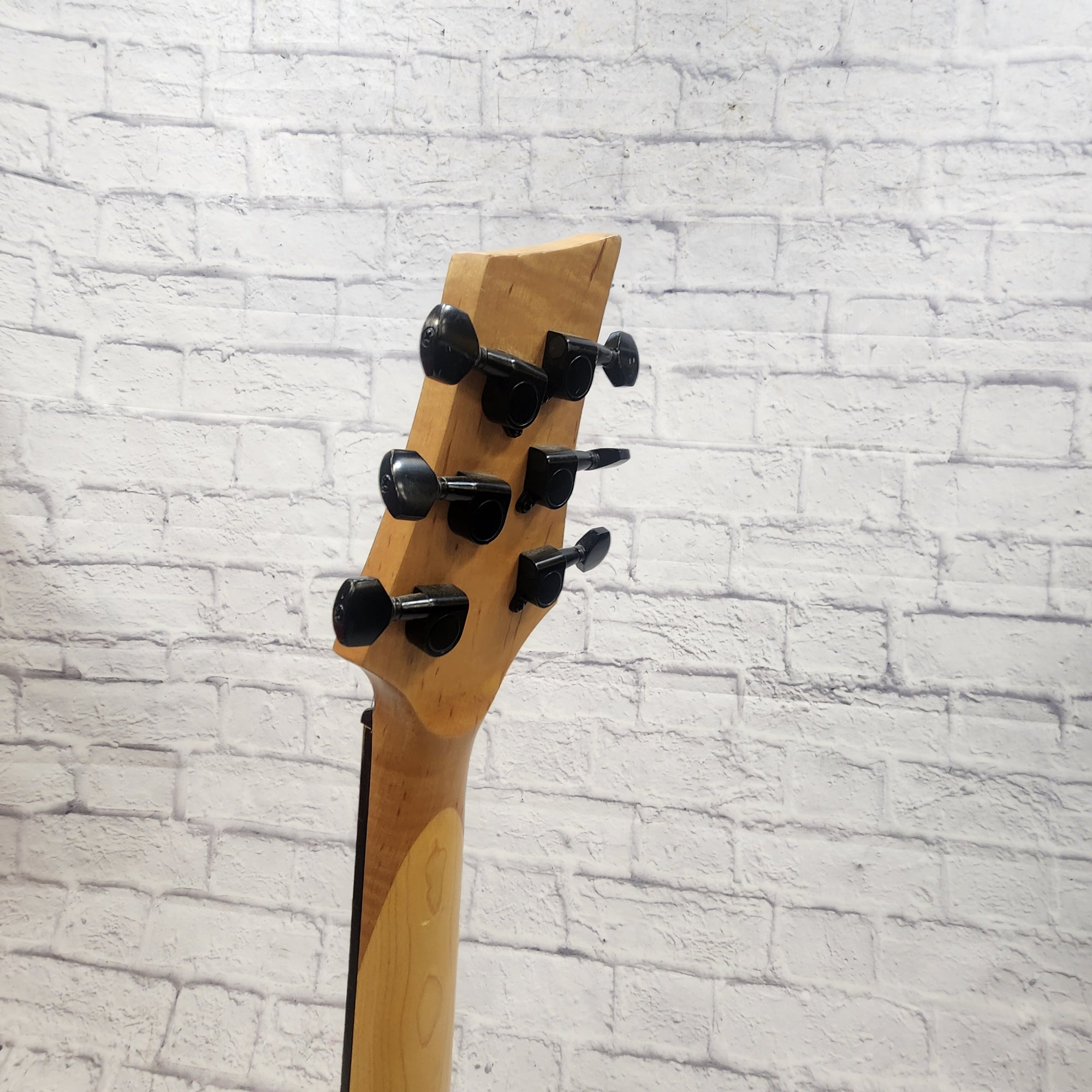 Laguna LE50 Short Scale Electric Guitar