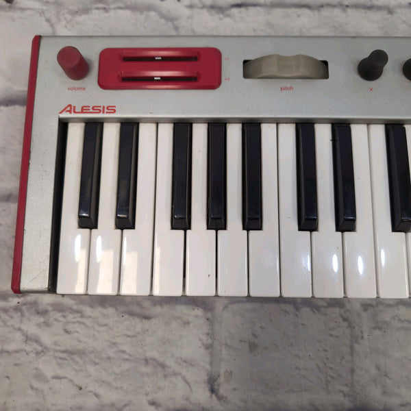 Alesis Micron Synthesizer Synth Evolution Music