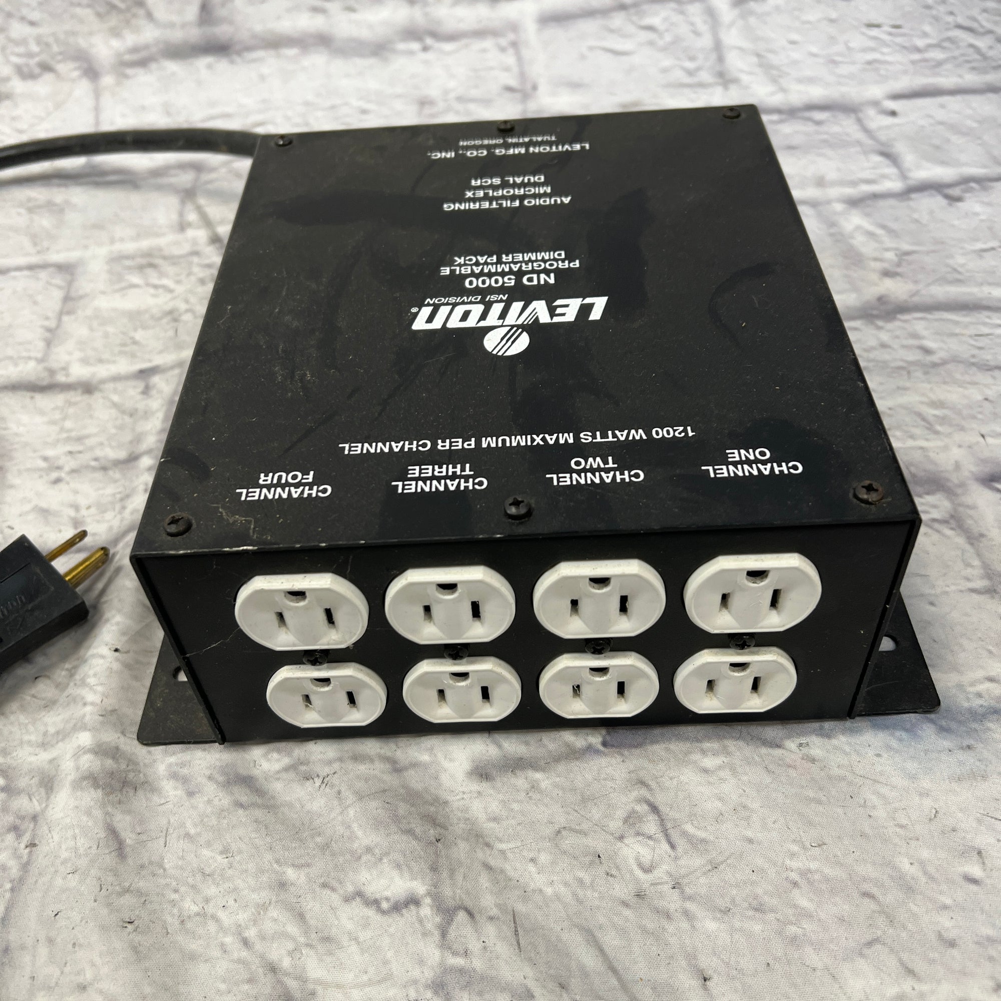 Leviton ND 4600 Dimmer Pack