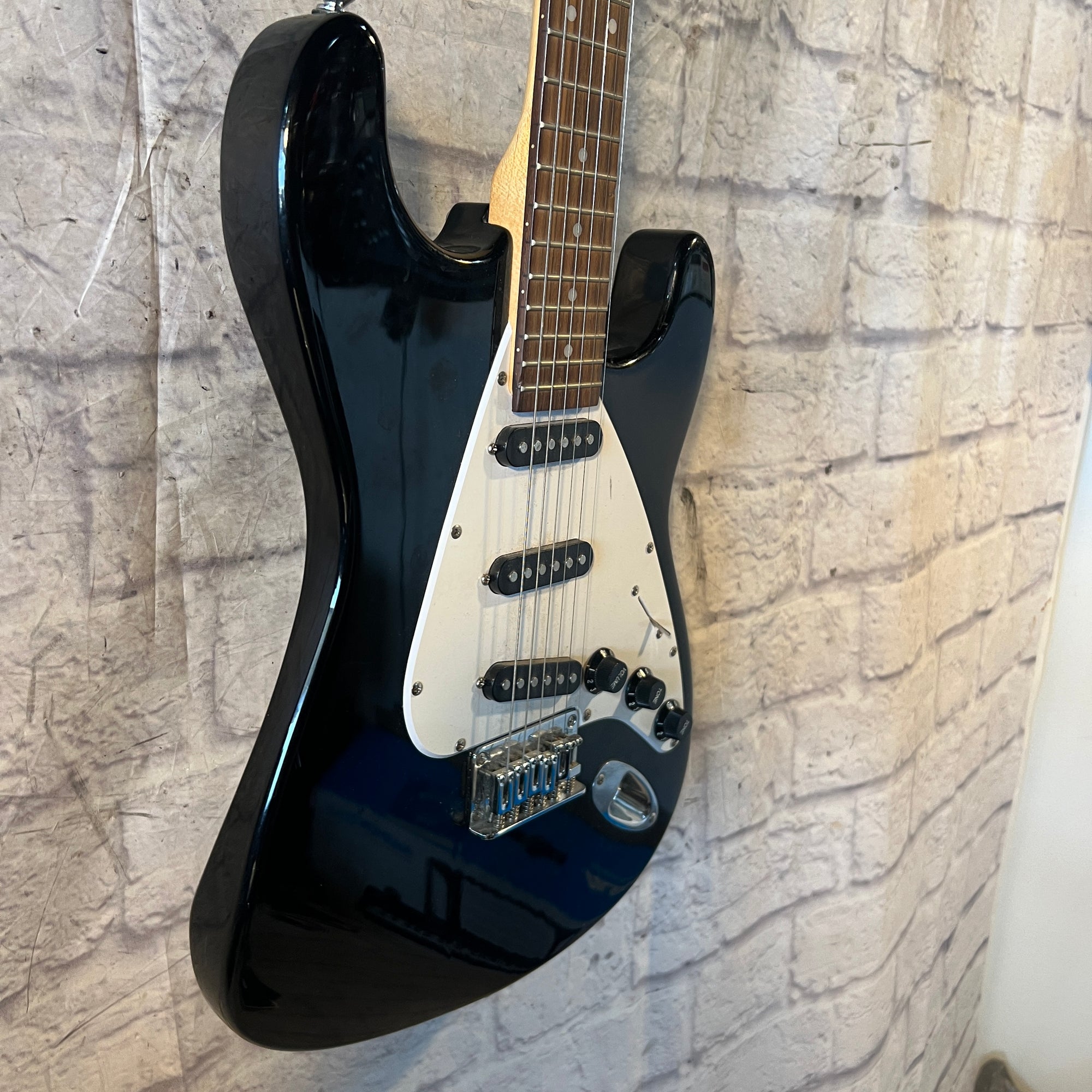 First Act ME1973 Solid Body with Three Single Coil Pickups