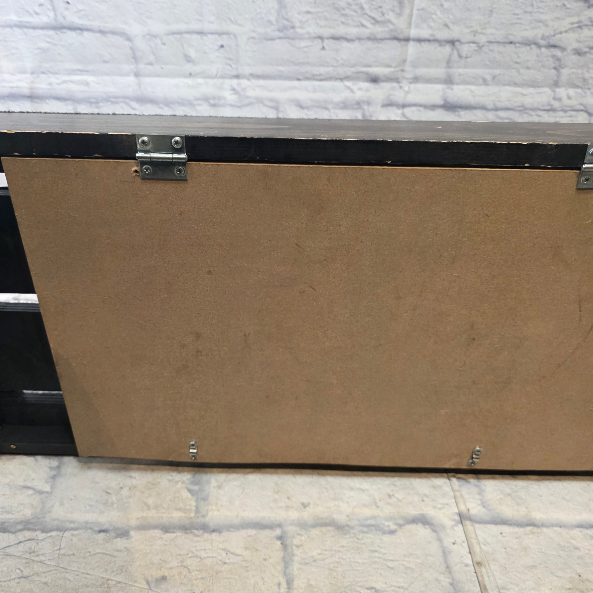 Unknown Solid Wood Pedalboard 30"x15" w/ Power and Audio Passthrough Pedal Board
