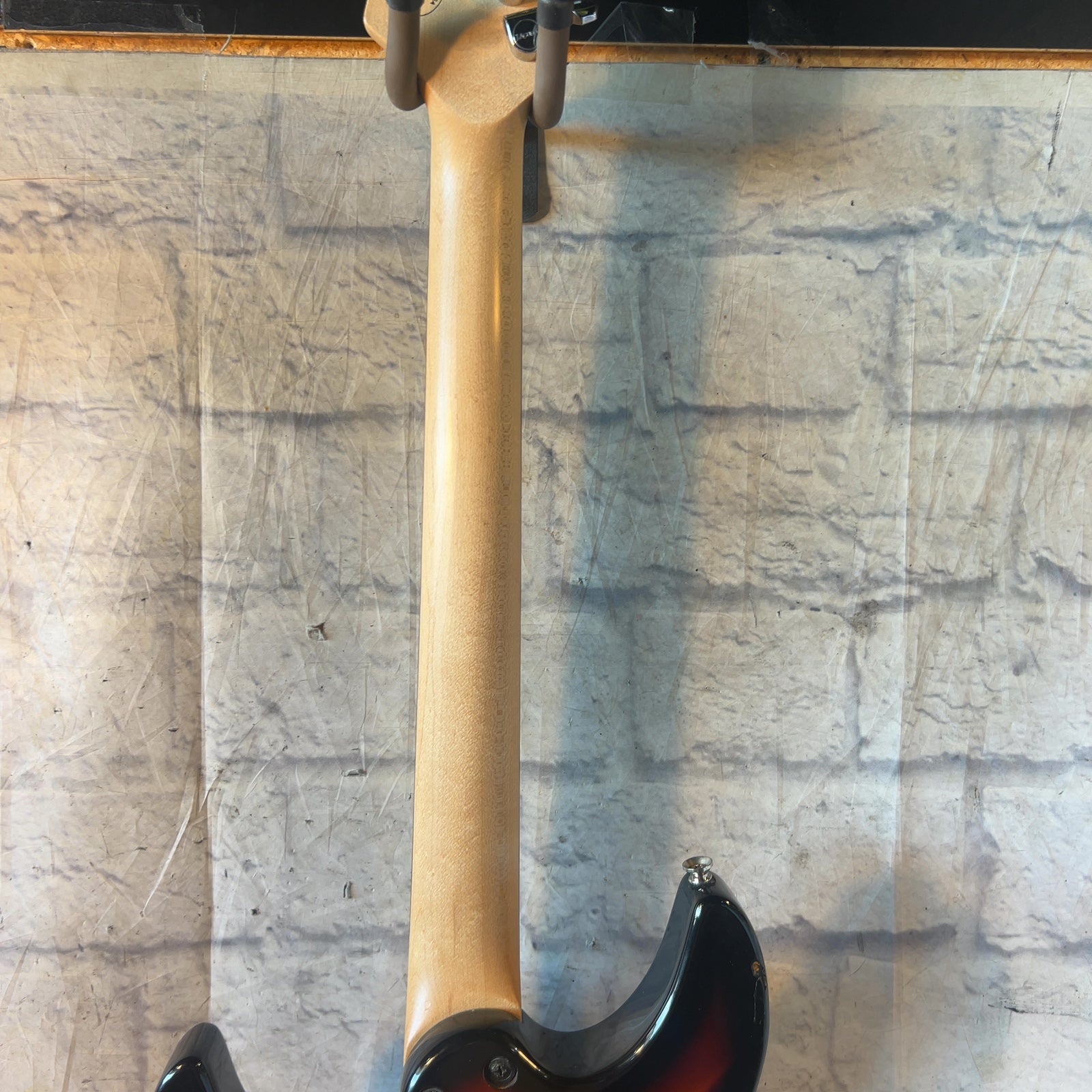 Laguna LE122 Double Humbucker Sunburst Electric Guitar
