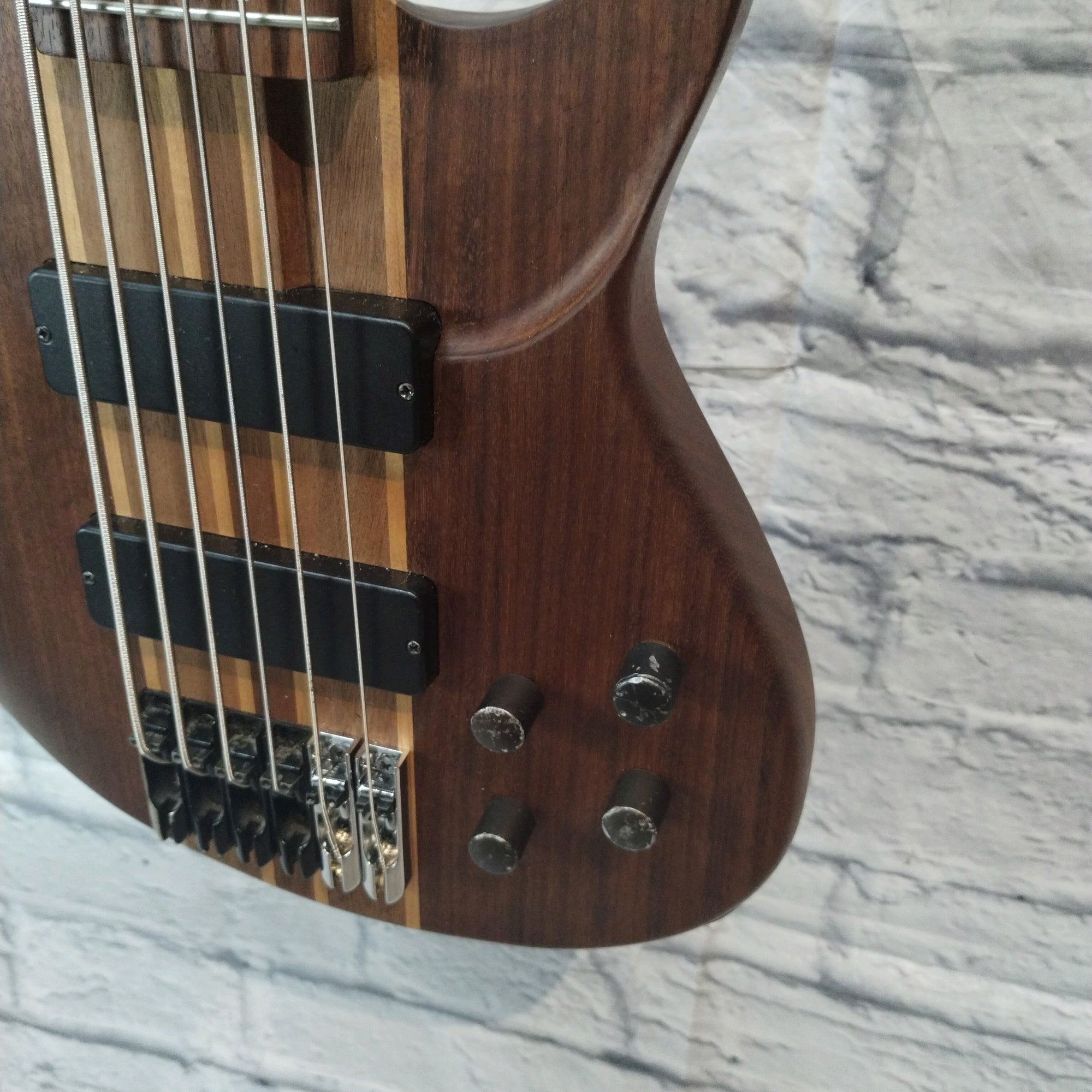 Peavey Grind 6-String NTB Neck Through Bass