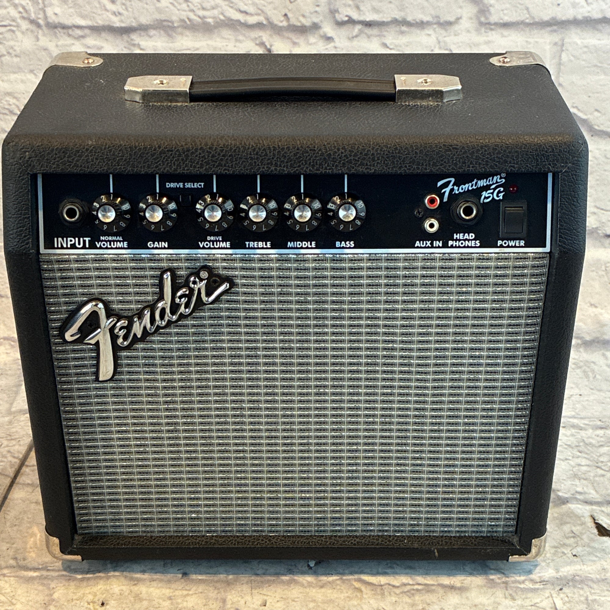 Fender Frontman 15G Series 2-Channel 15-Watt 1x8" Guitar Combo Amp