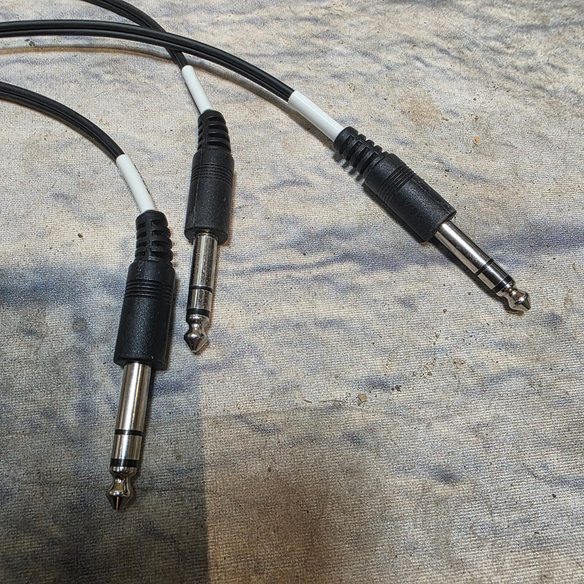 Unknown Black Hybrid Acoustic / Trigger Set Small Electronic Drum Set