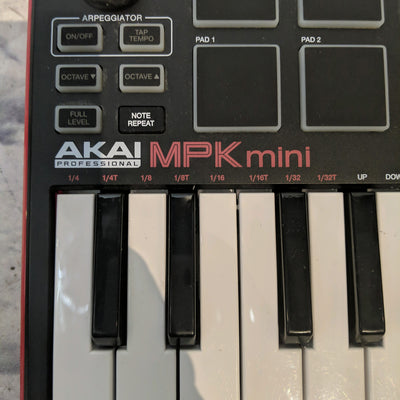Akai MPK Mini Controller