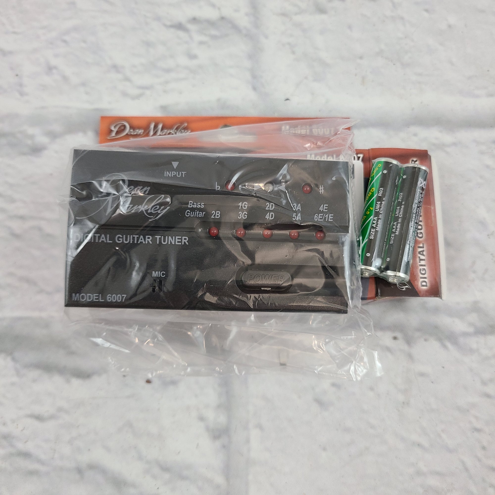 Dean Markley 6007 Digital Guitar Tuner