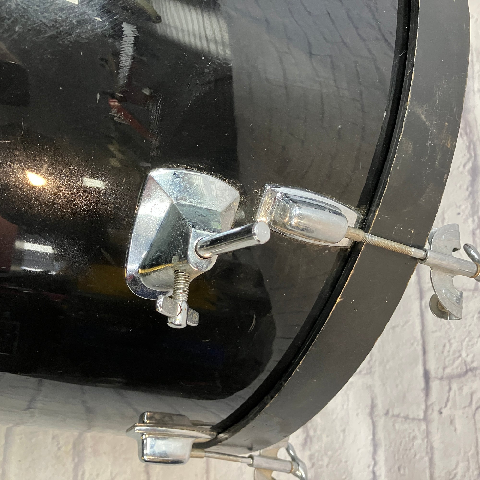 Ludwig Rocker Series Black 22 x 13 Inch Bass Drum