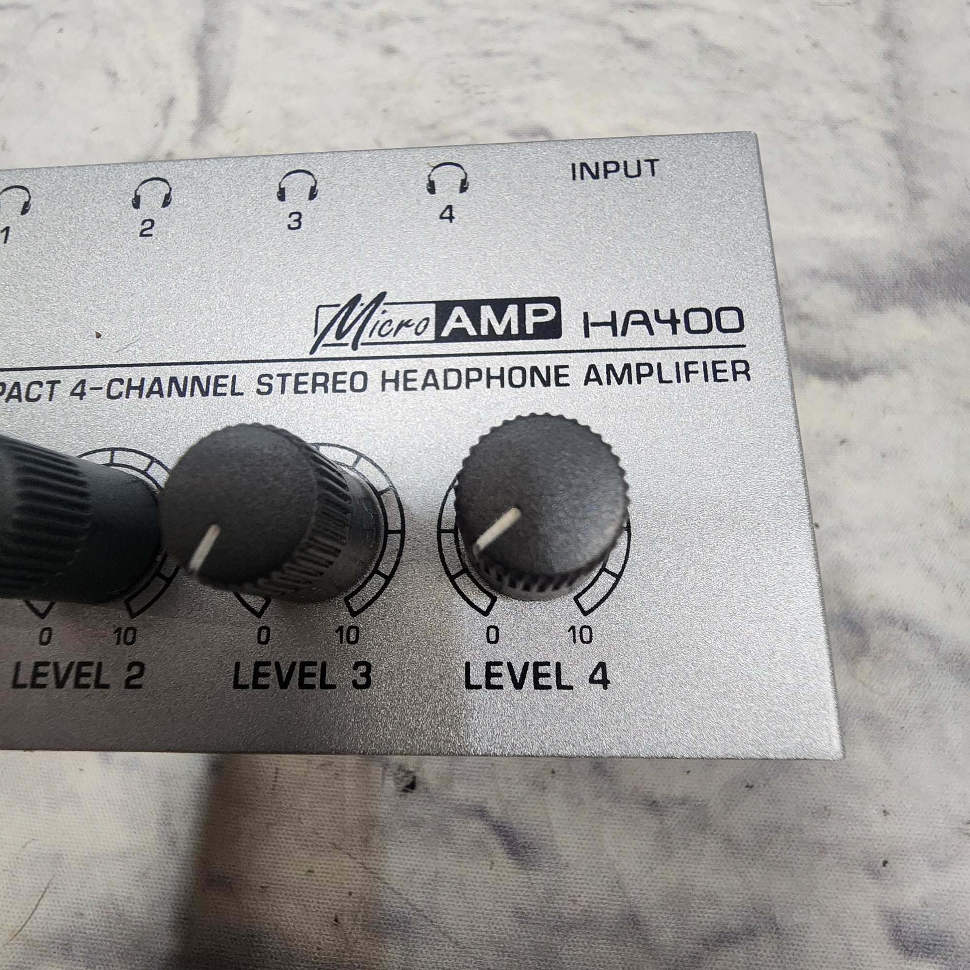 Behringer HA400 MicroAmp Headphone Amp