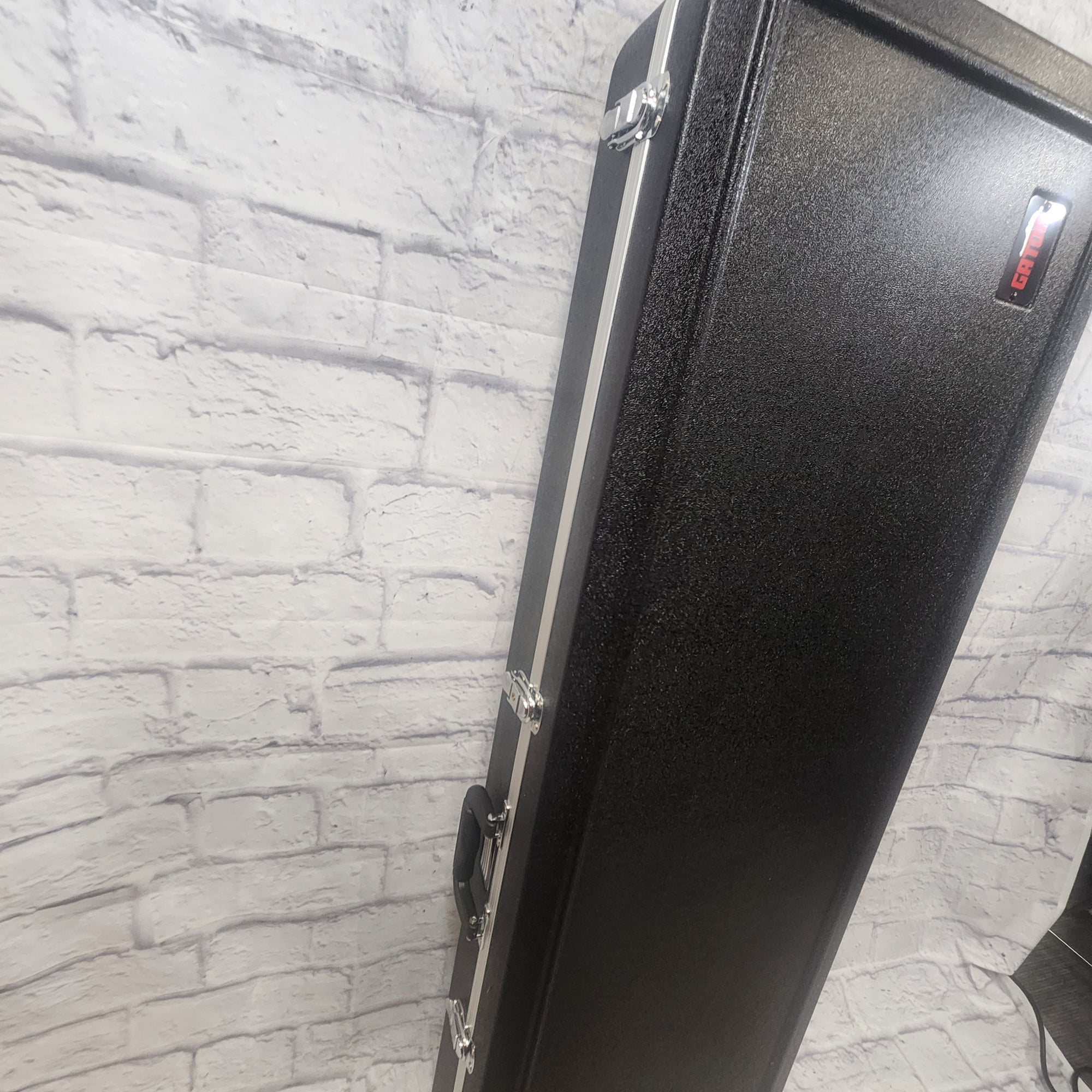 Gator Bass Hard Shell Case