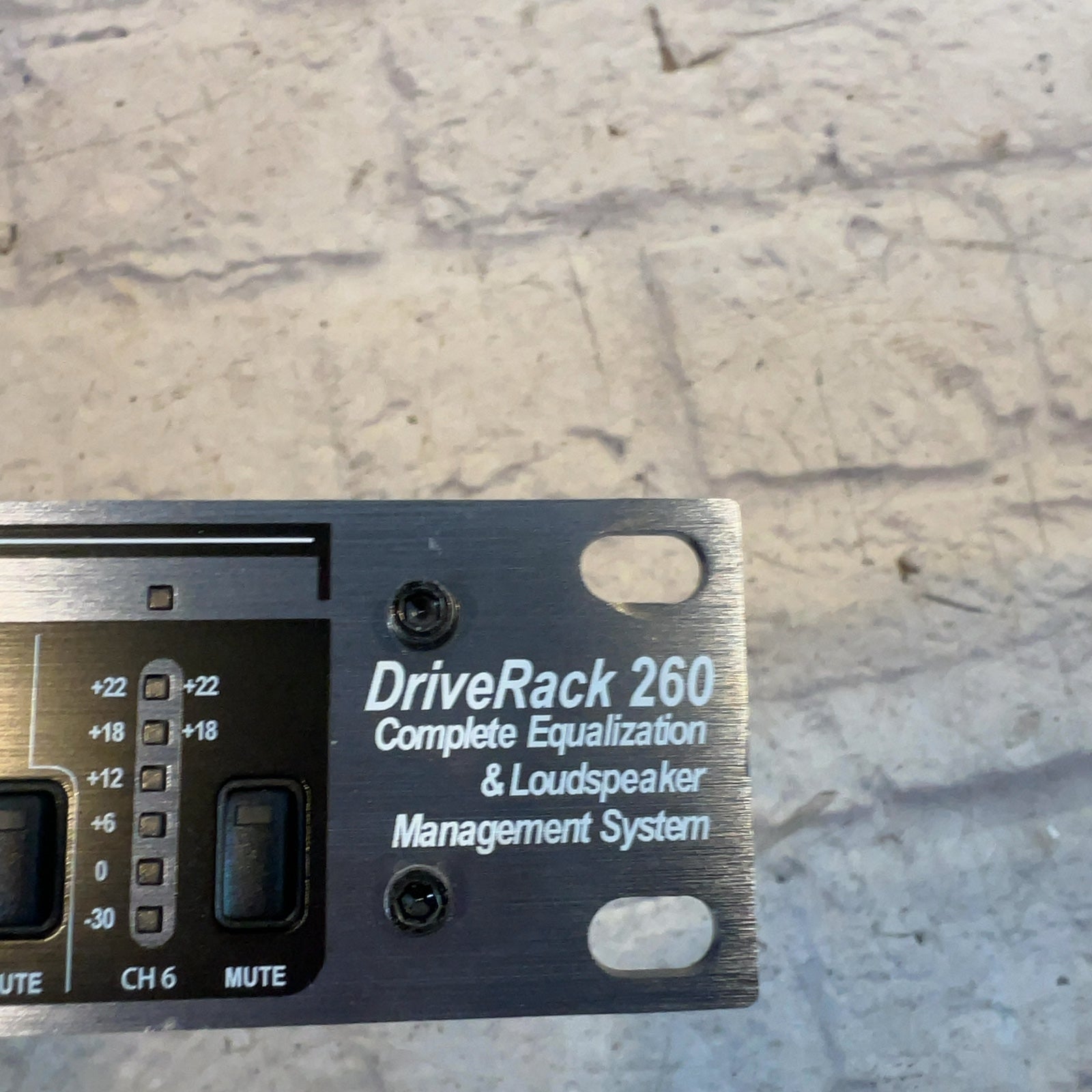 DBX Driverack 260 Loudspeaker Management System