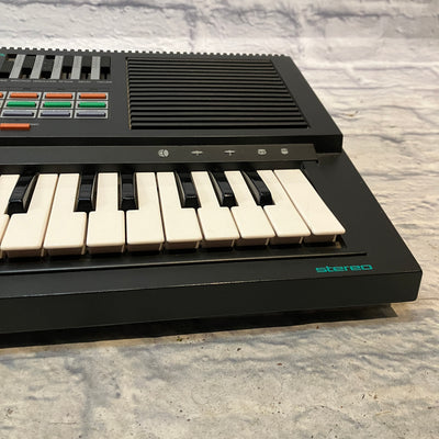 Yamaha Portasound PSS-470 Keyboard