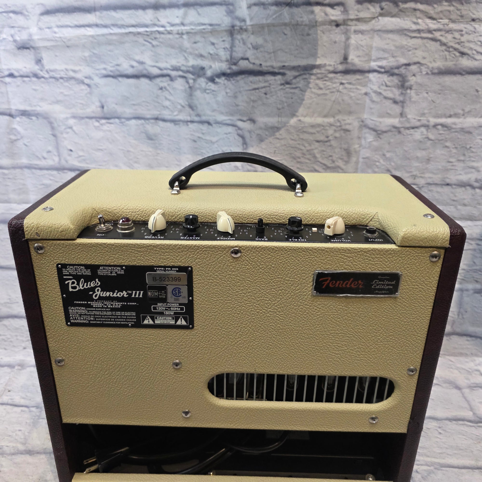 Fender Blues Junior Combo Amplifier - Cream