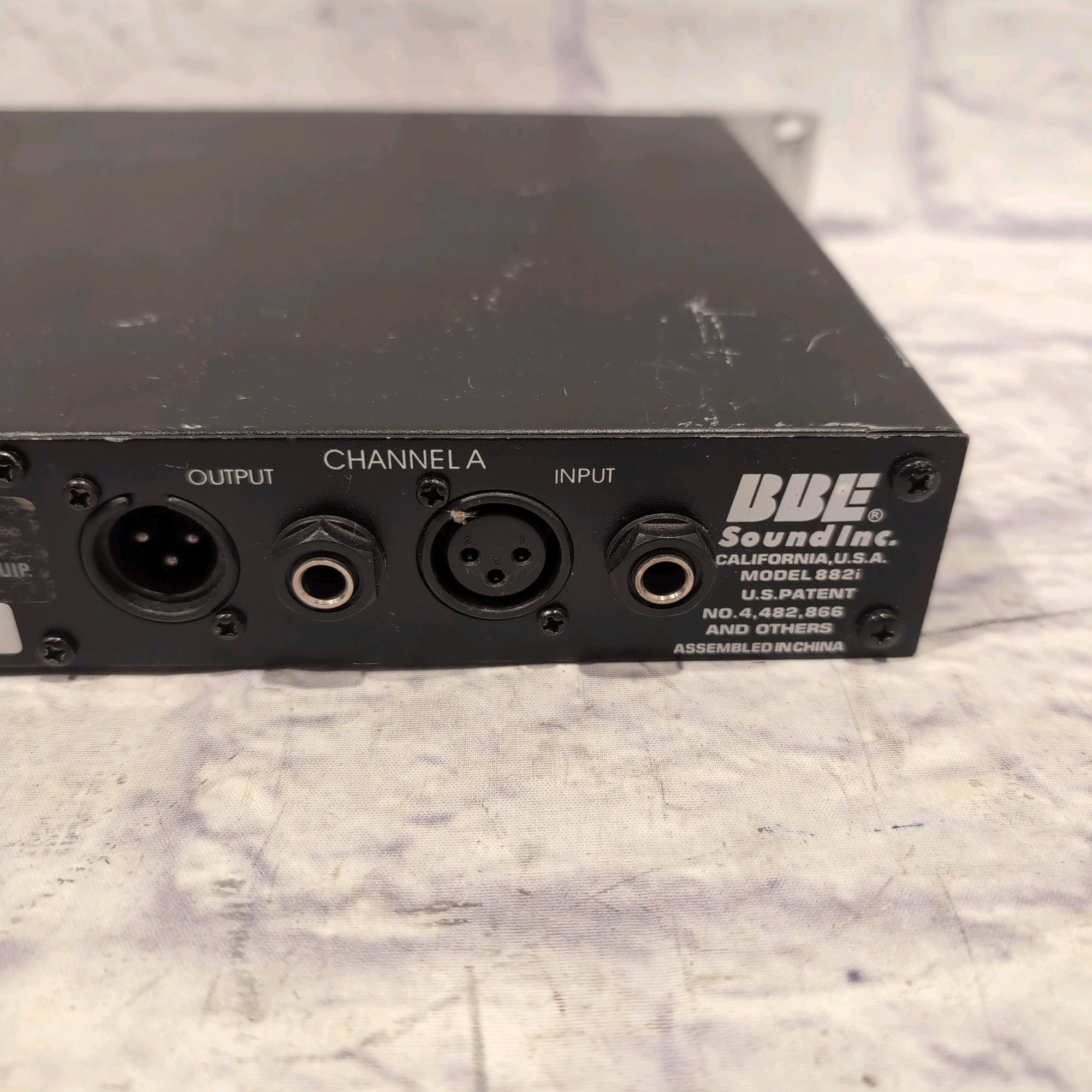 BBE 882i Sonic Maximizer Rack Unit Red