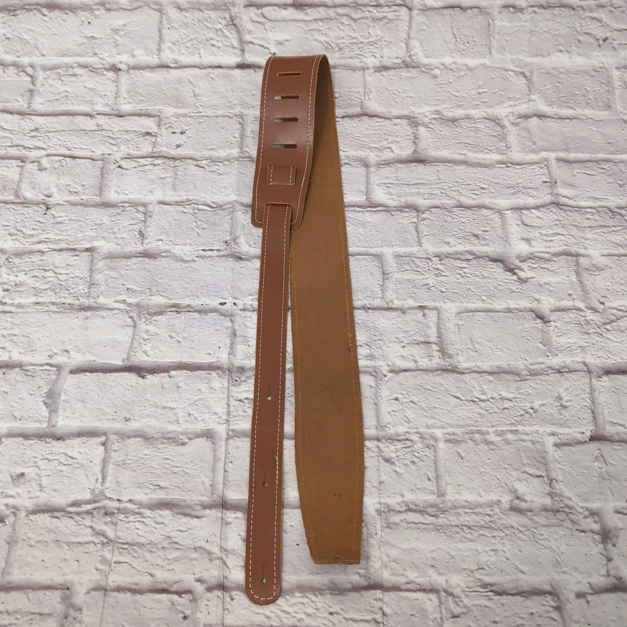 Ohana Colorado Brown Guitar Strap with Skull