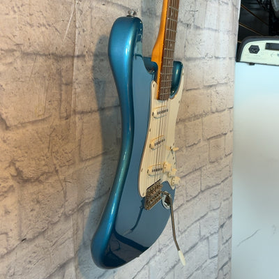 Squier Classic Vibe 60's Strat Electric Guitar
