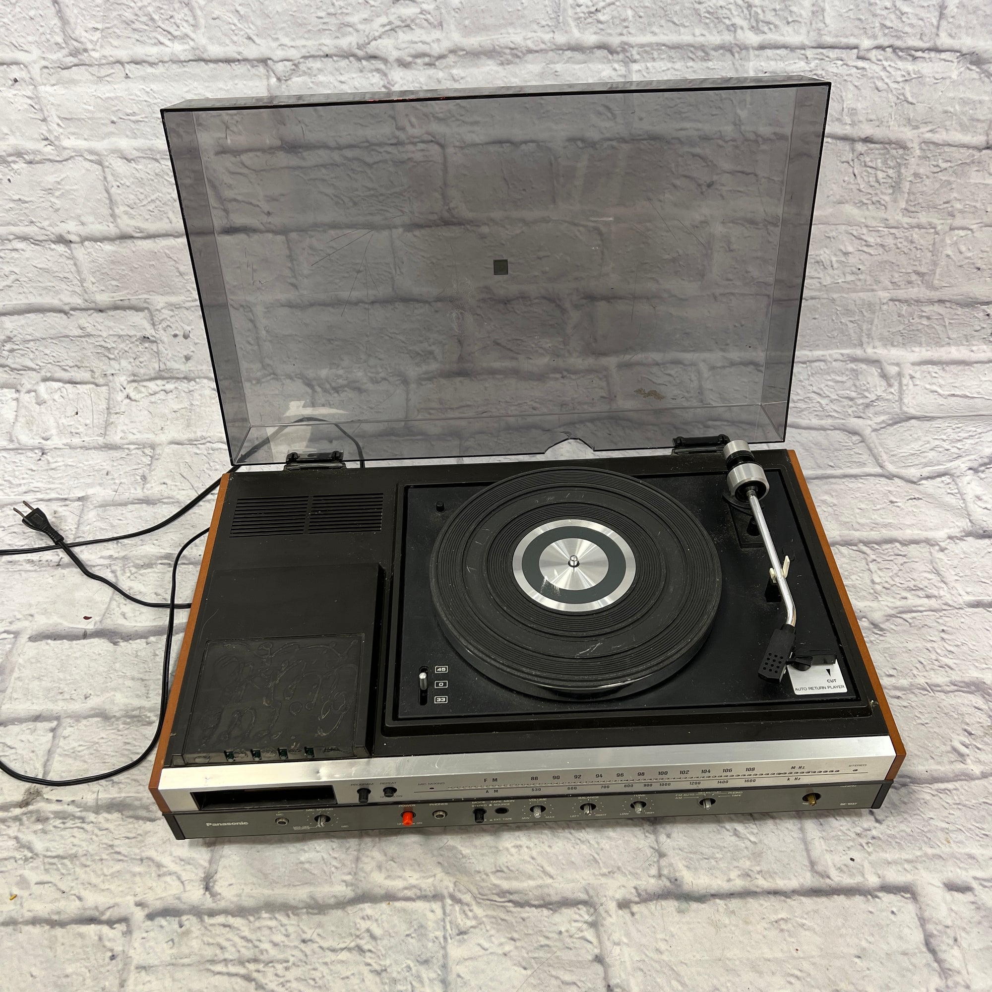 Panasonic SE-1037 Turntable  AS IS (Read Description)