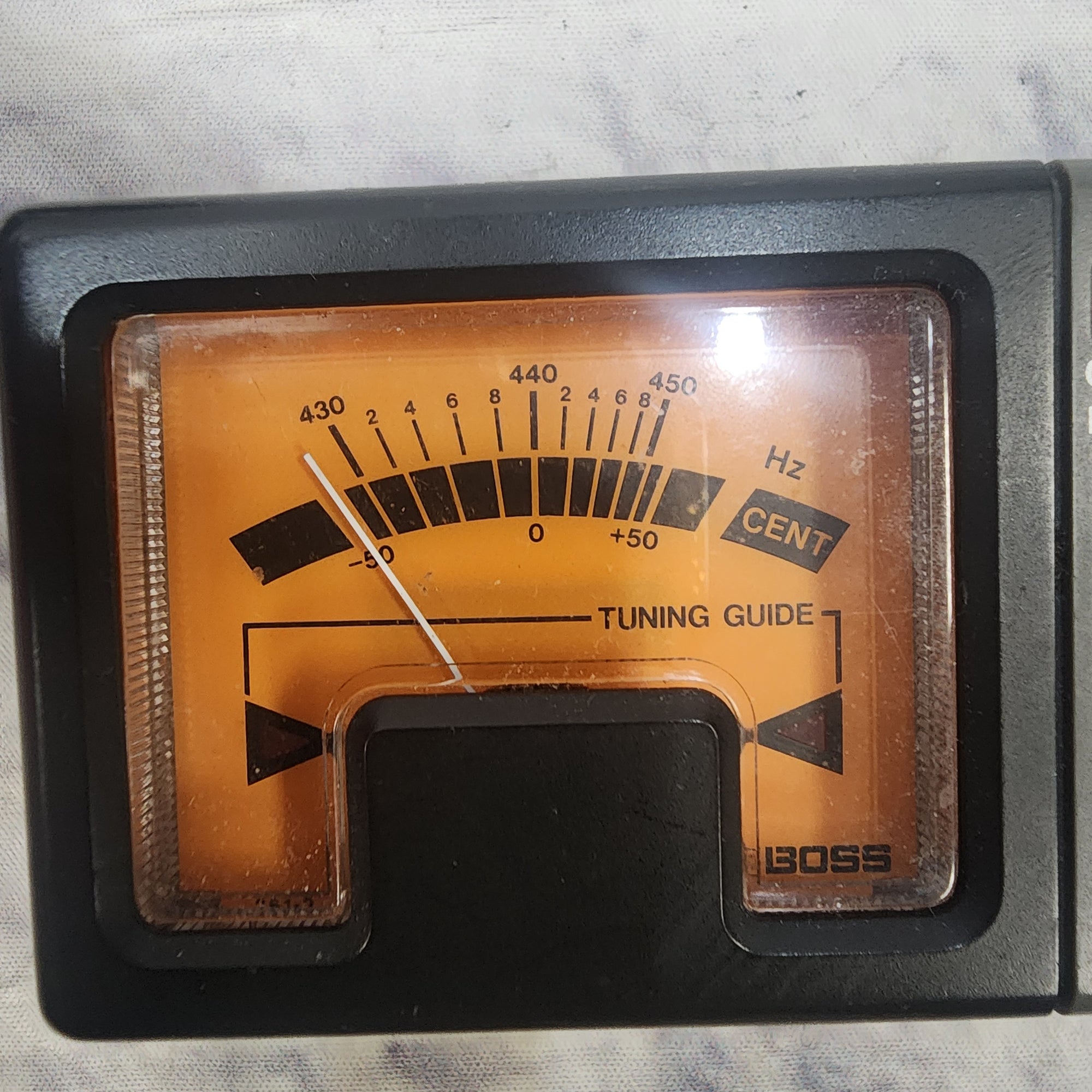 Boss TU-12 Guitar Bass Tuner