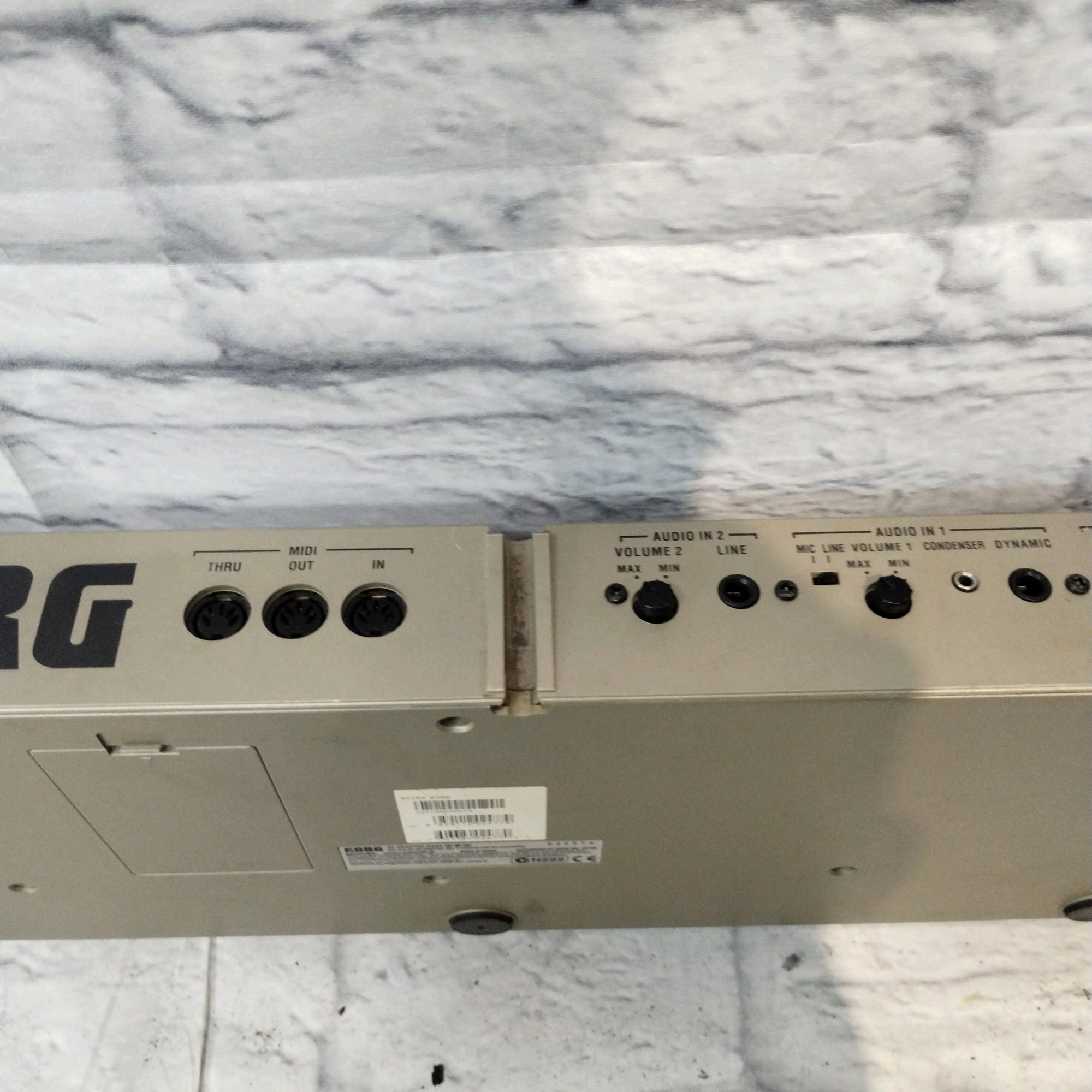 Korg microKORG 37-Key Synthesizer/Vocoder