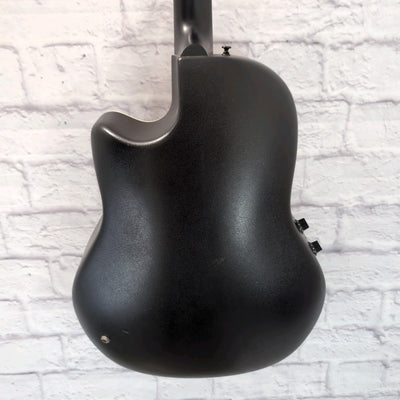 Ovation Celebrity CC68 Acoustic Guitar w/ OHSC