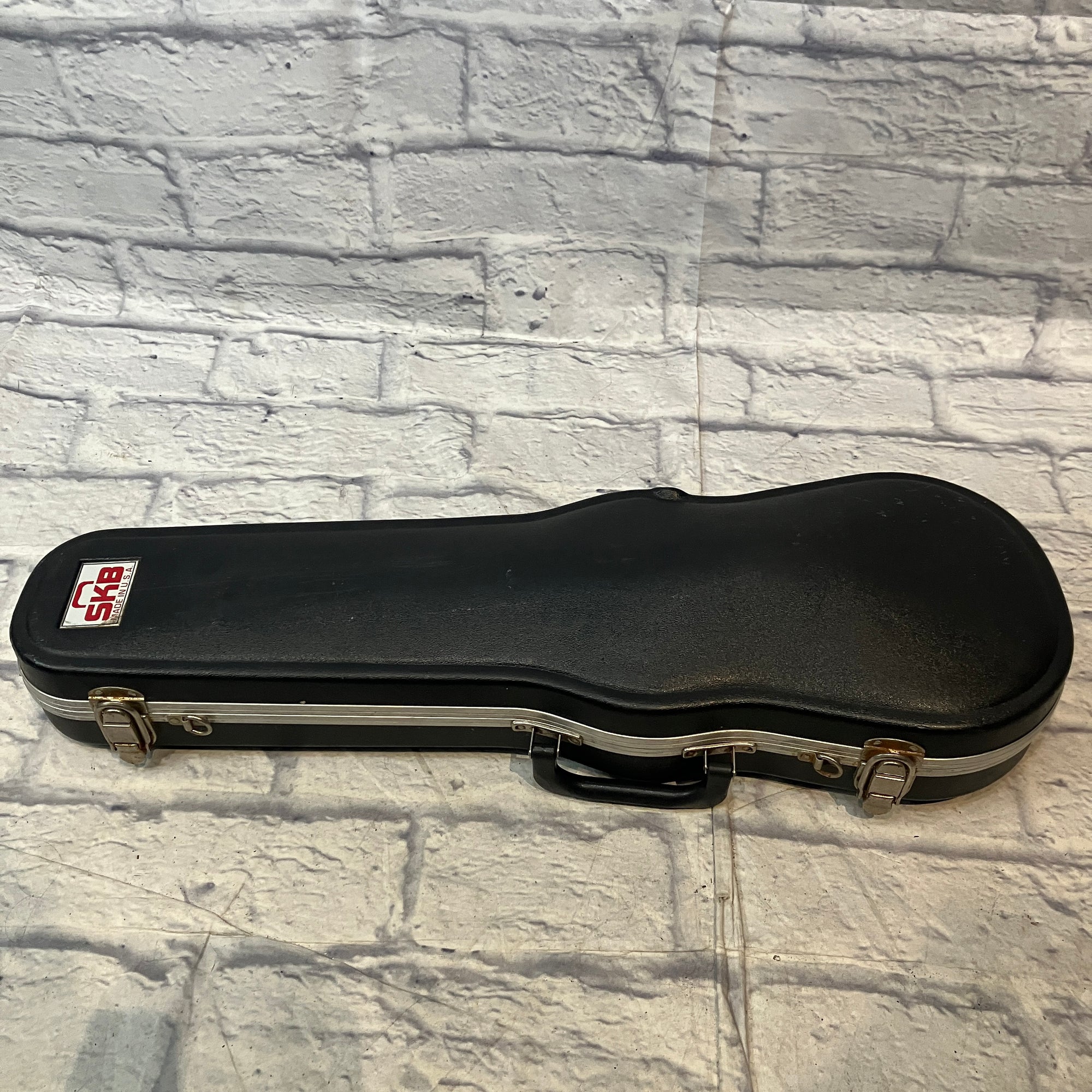 William Lewis & Son Model 126 1/2 Size Violin for parts or repair w/ SKB Case