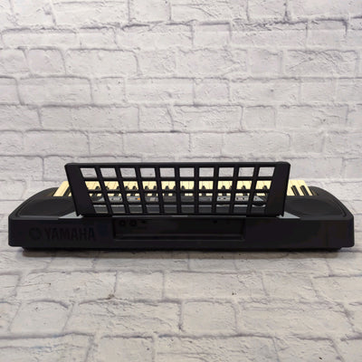 Yamaha PSR-175 61 Key Keyboard