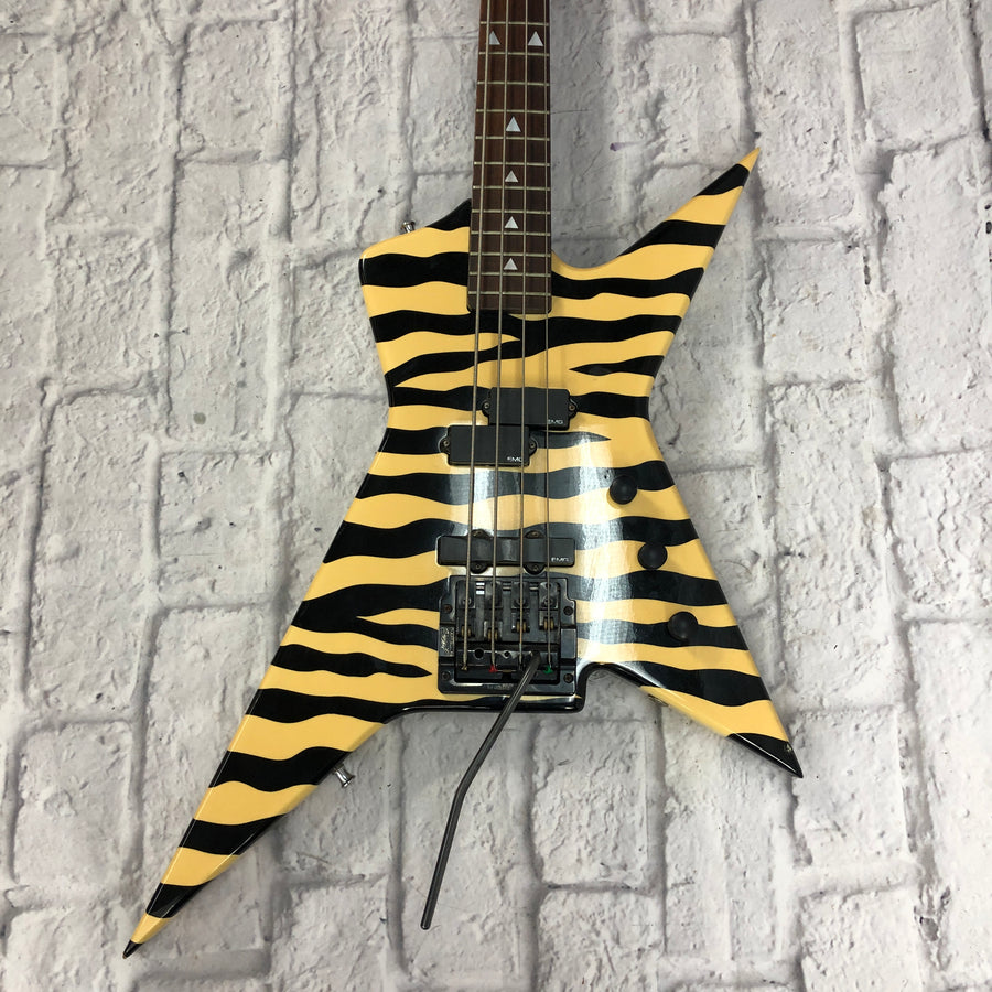 Vintage 1980s Guild SB608 Flying Star Bass