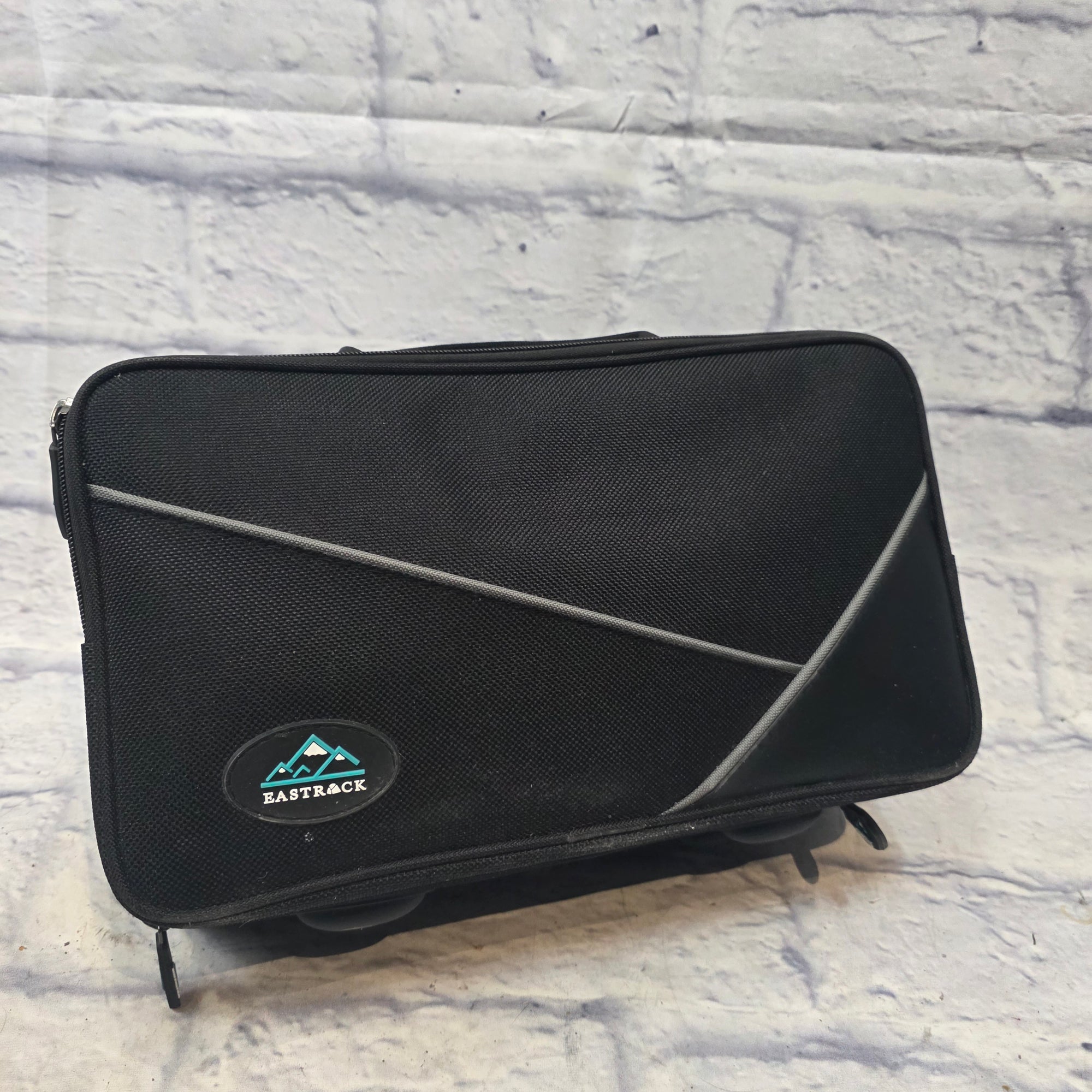 Eastrock Bb Clarinet 17 Keys w/ case