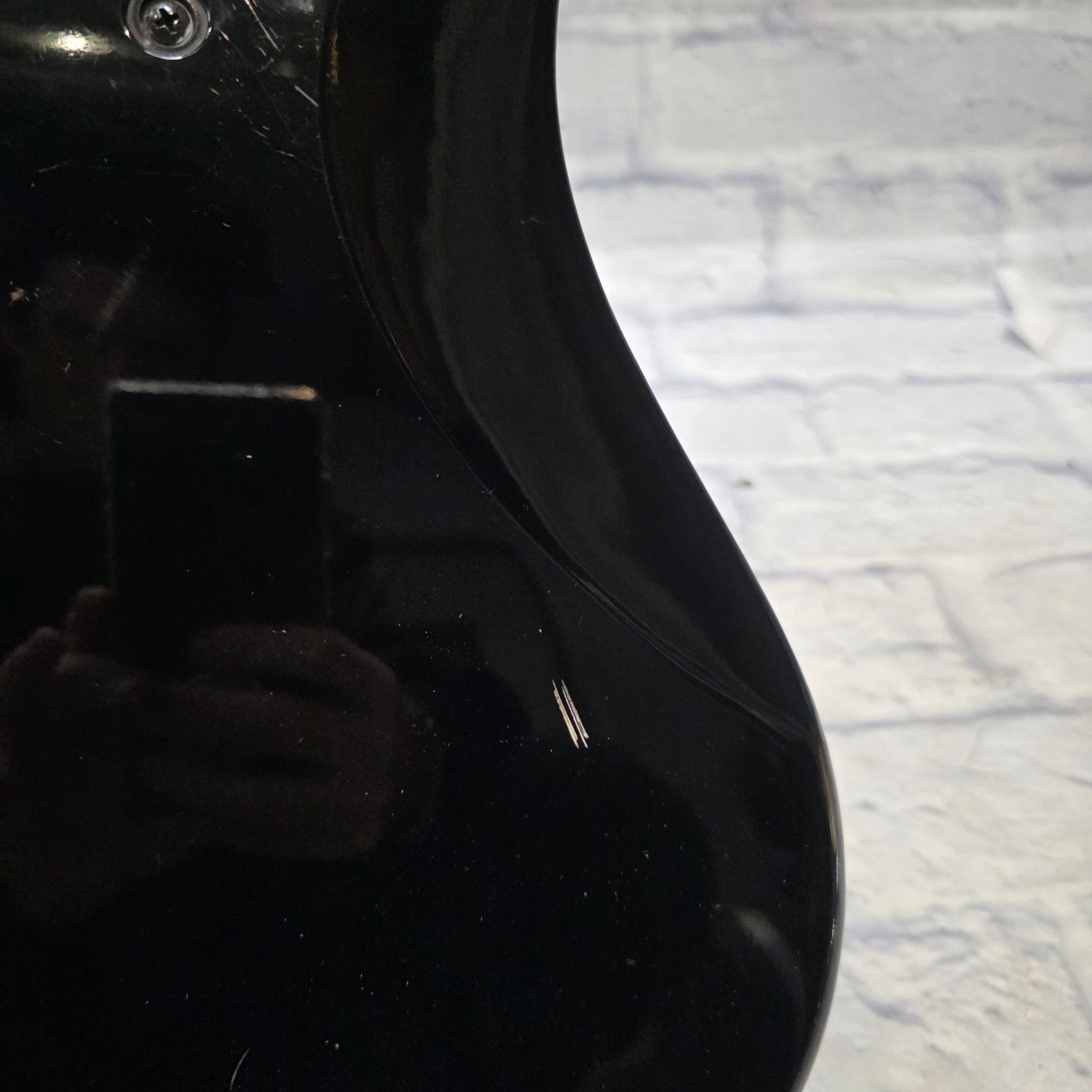 Hartke PB-15 Gig Bass 4 String Bass Guitar