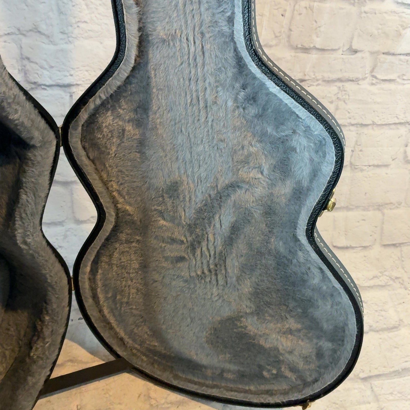 TKL Hardshell Acoustic Guitar Hard Case