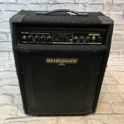 Behringer BXL3000 Bass Guitar Combo Amp