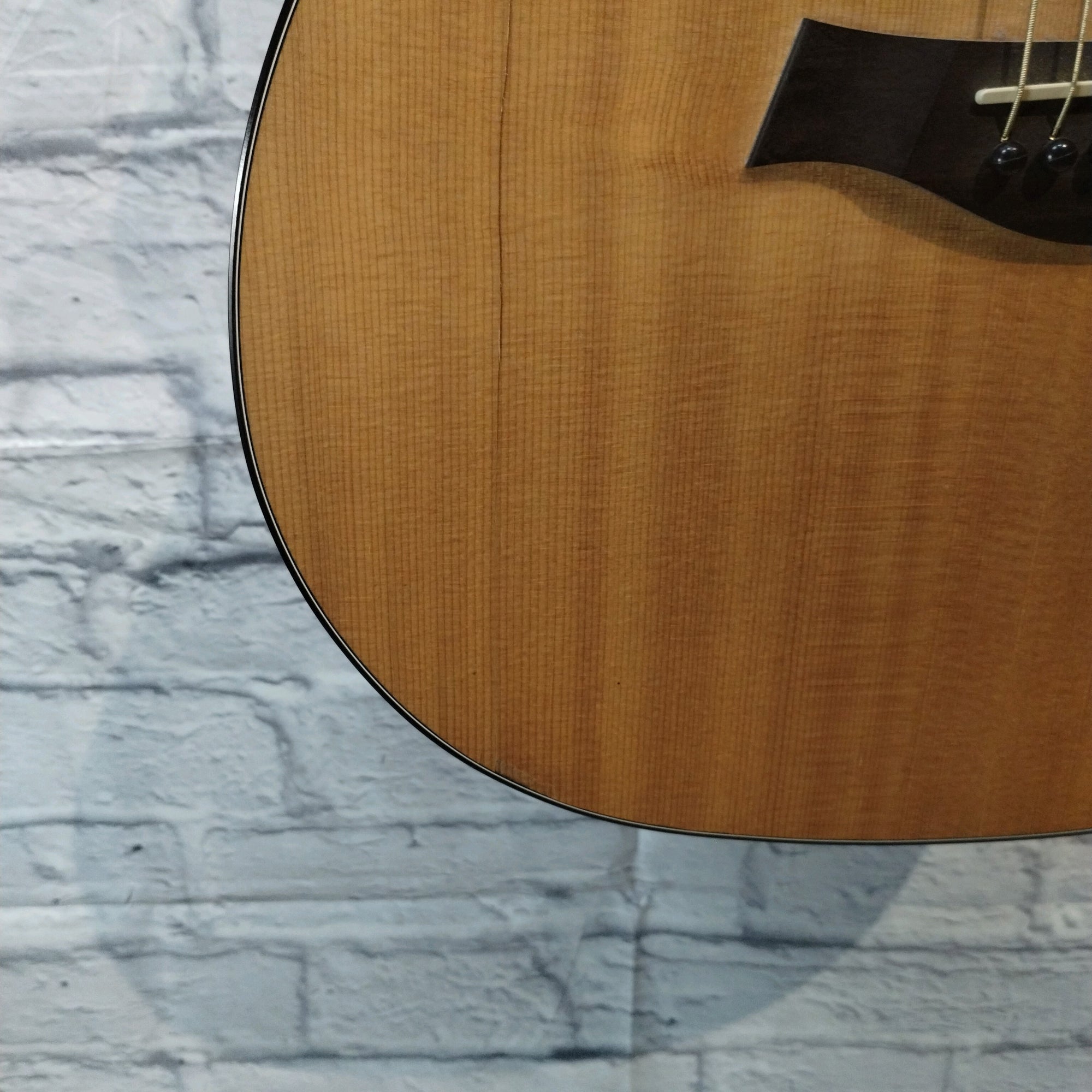 Taylor 114ce Natural Walnut Acoustic Guitar w/ case - 2013 AS IS