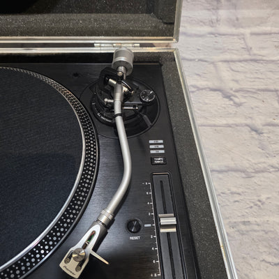 Pioneer PLX-1000 Professional Direct Drive DJ Turntable w/ Case