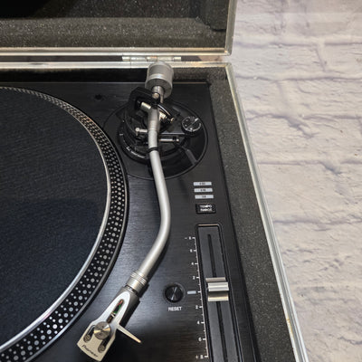 Pioneer PLX-1000 Professional Direct Drive DJ Turntable w/ Case