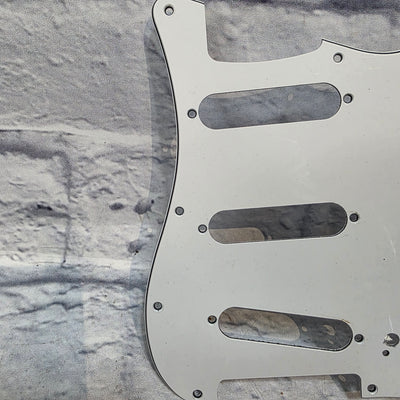 Squier Fender Player Stratocaster Pickguard (25 hole) Ply White Pickguard