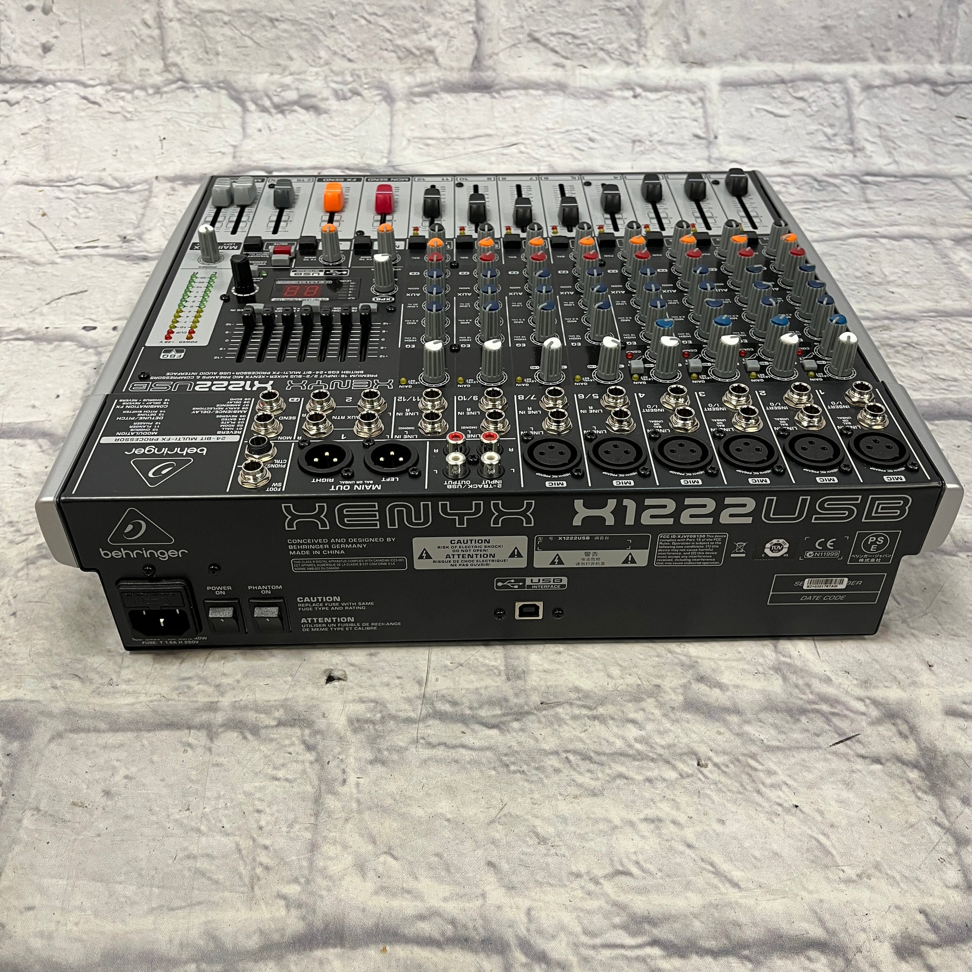 BEHRINGER XENYX X1222USB ミキサー Behringer | Product | XENYX X1222USB