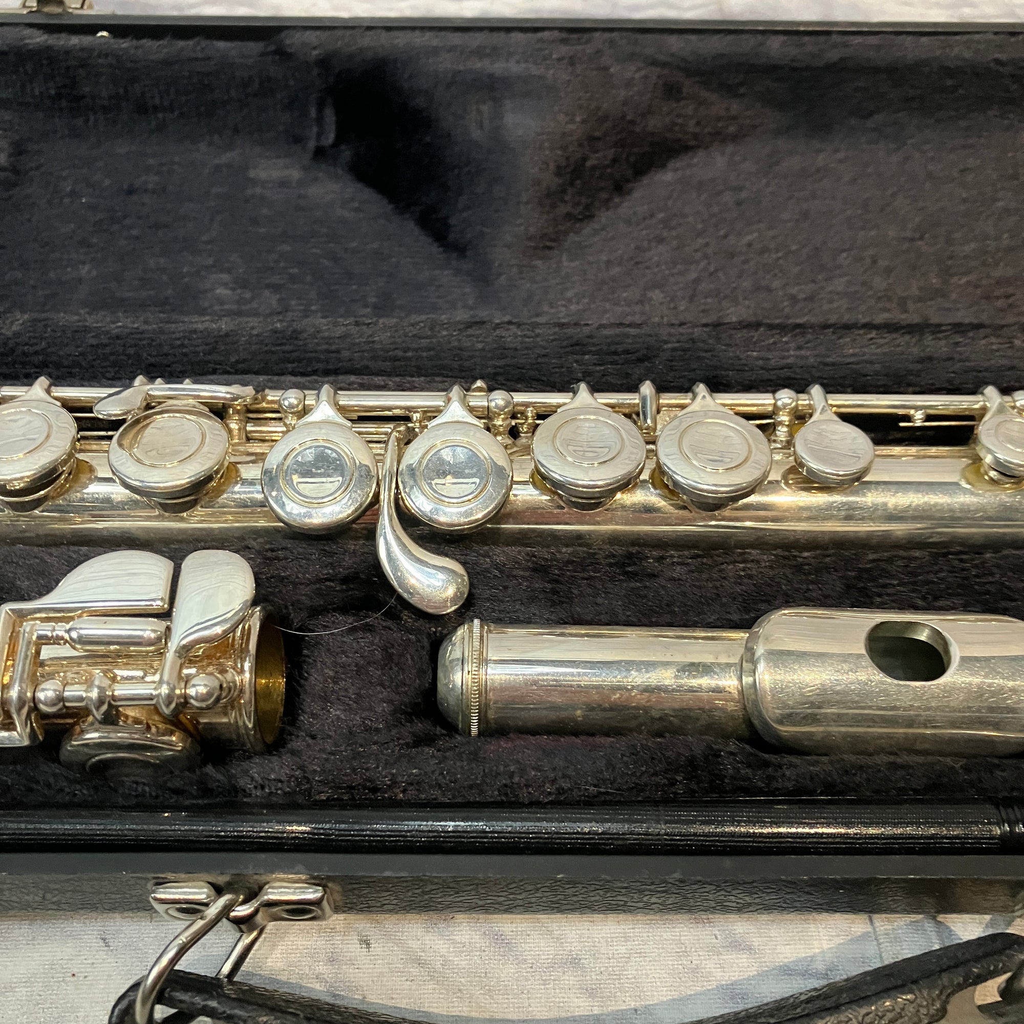Armstrong 104 Flute with Case