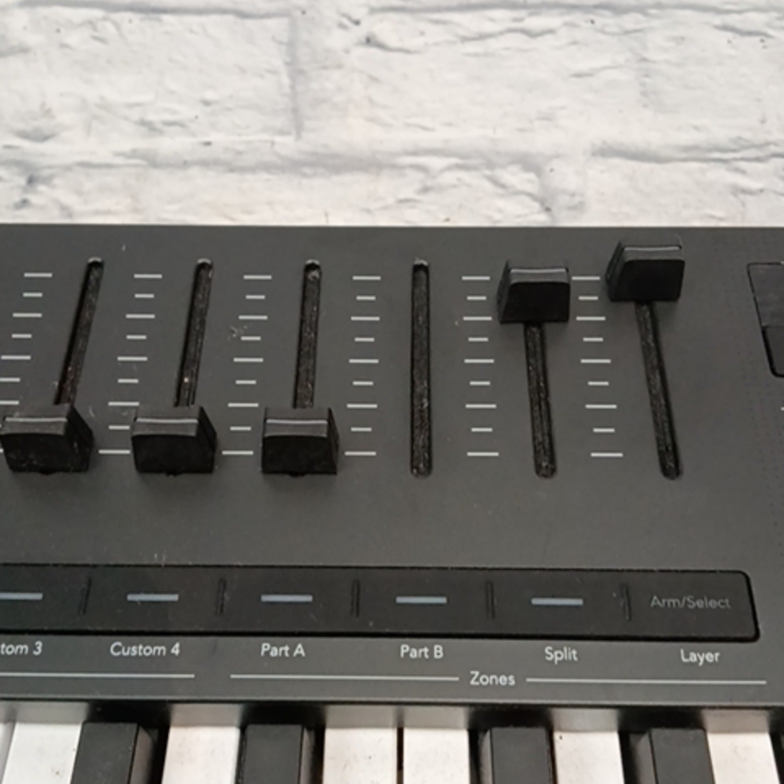 Novation Launchkey 49 MKIV