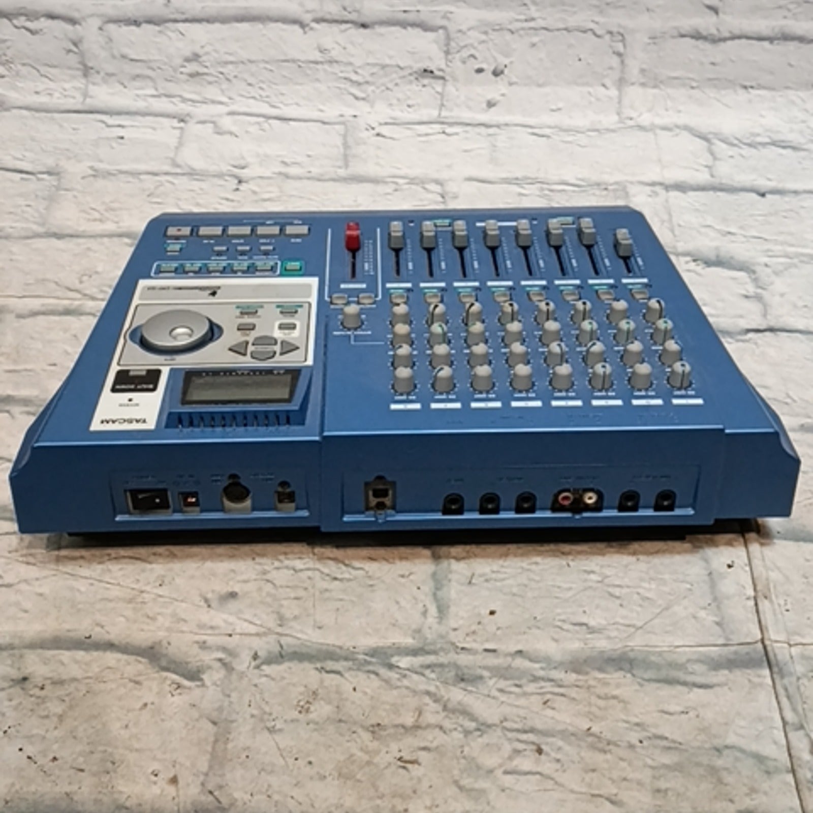 Tascam Digital Portastudio DP-01 Digital Recorder