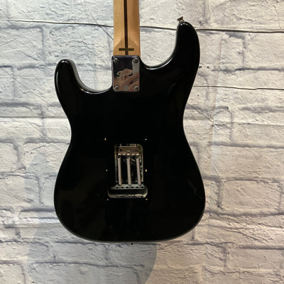 Squier Stratocaster Black SSS Made in China