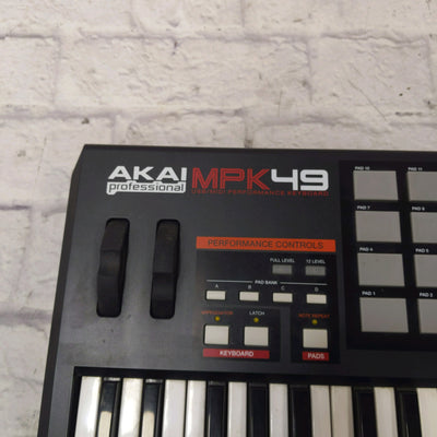 Akai MPK 49 UBS/MIDI Controller