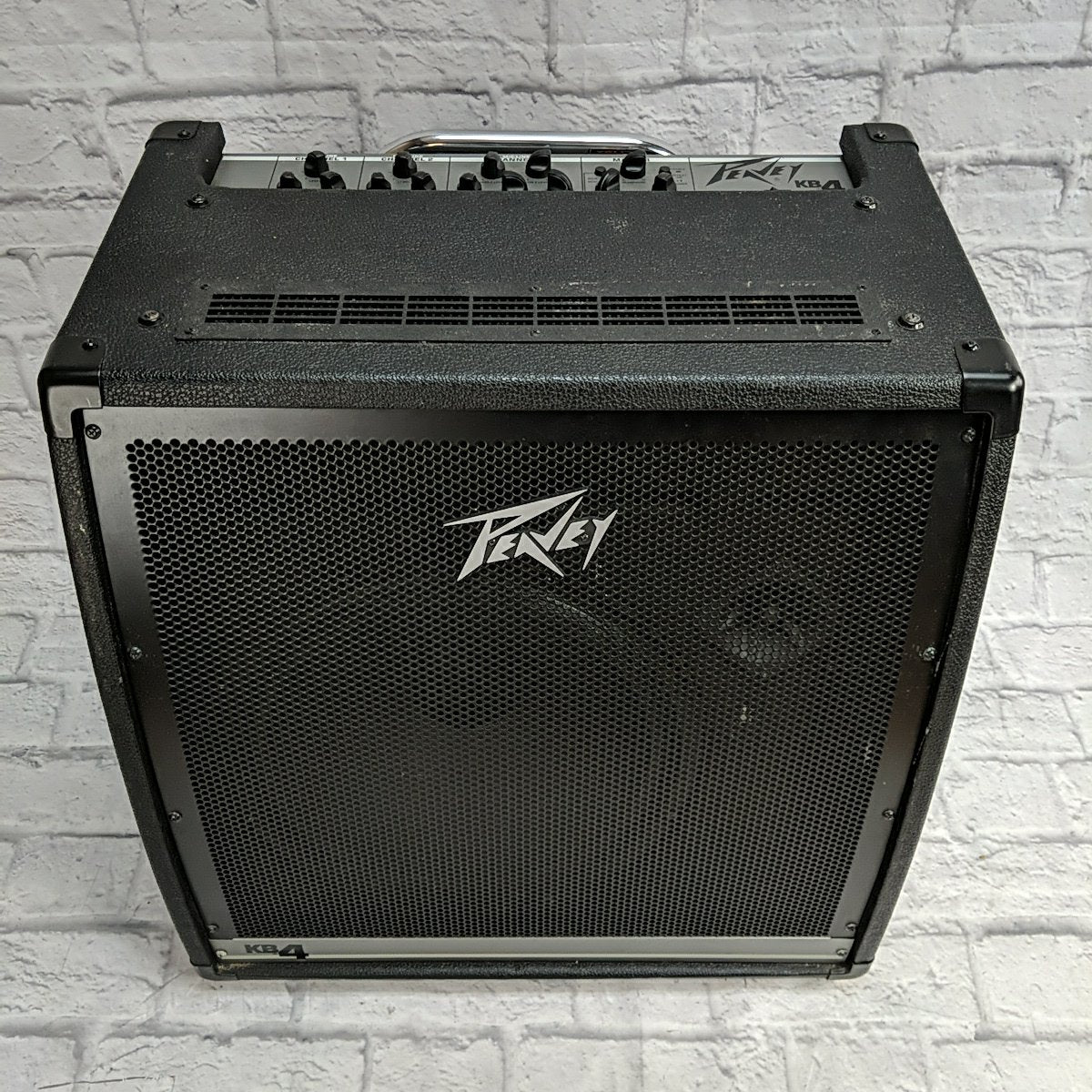 Peavey KB4 Keyboard Combo Amp with Telescoping Handle Wheels