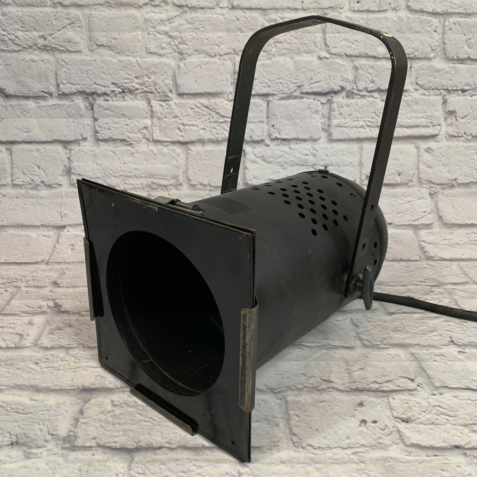 Unknown Par 64 Light