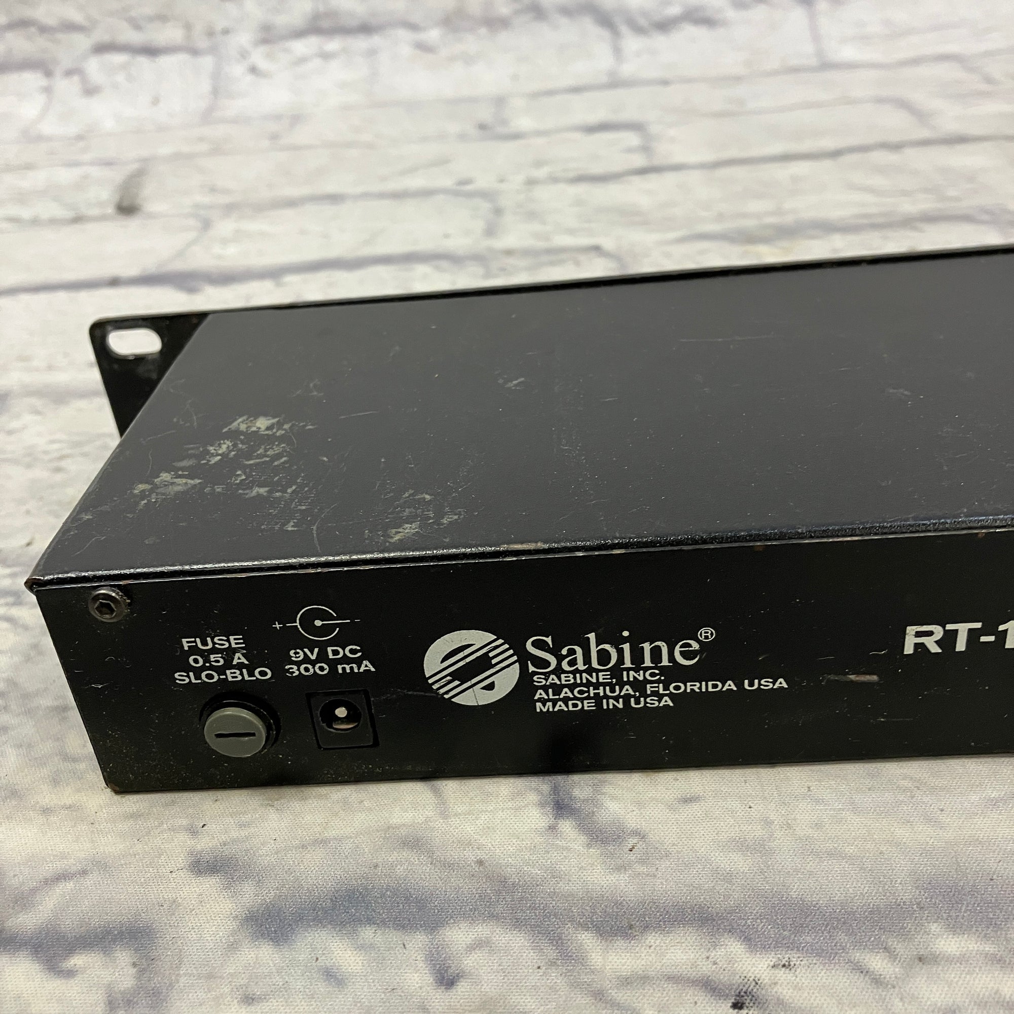 Sabine RT-1601 Rack Tuner