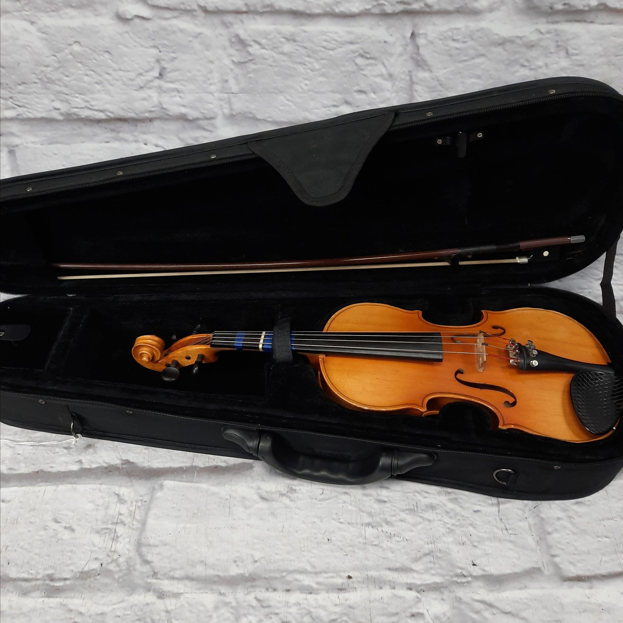 Lignatone Antonius Stradivarius Cremonenis 13" Viola with Case and Bow (Czech)