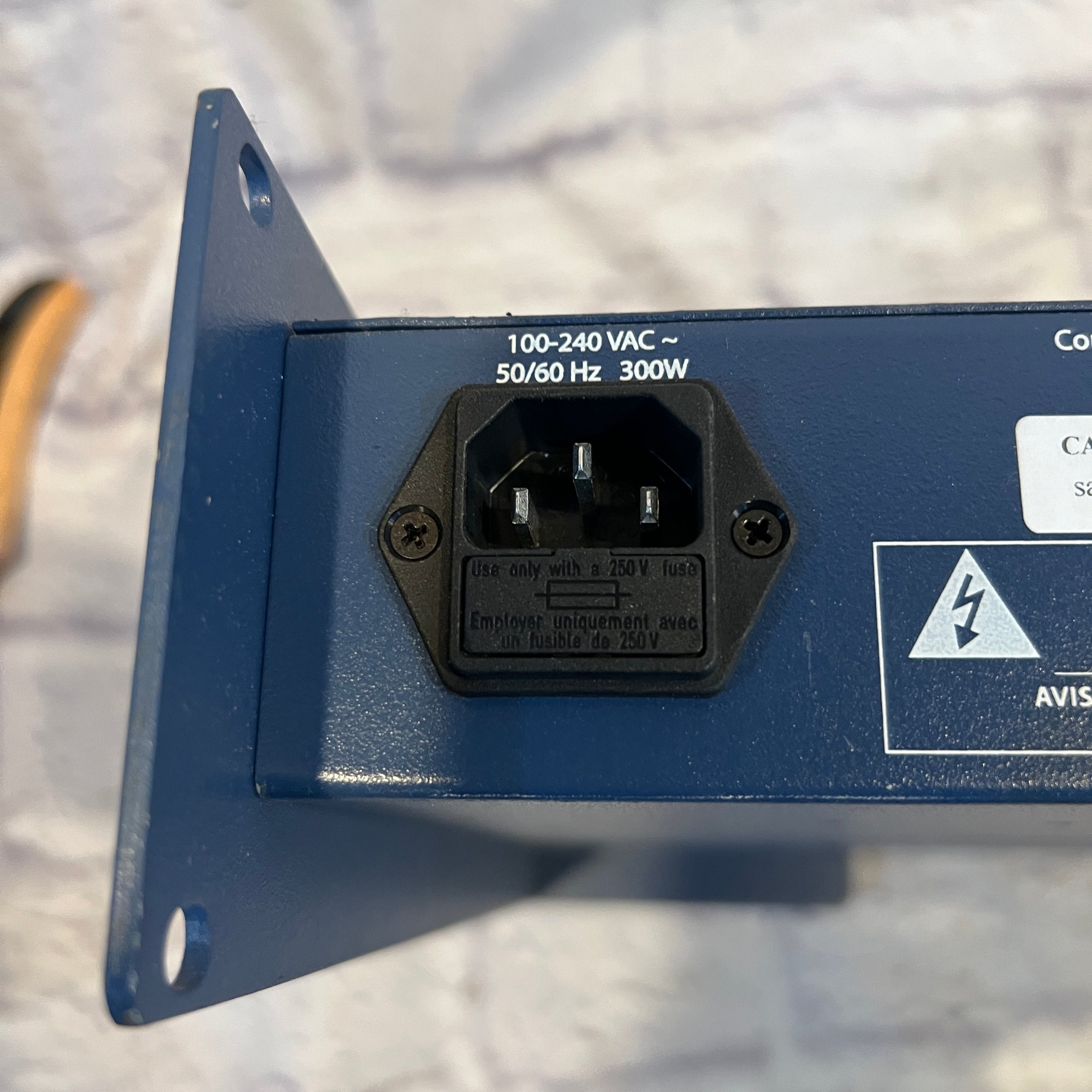 Aviom A-16D Pro A-Net Distributor